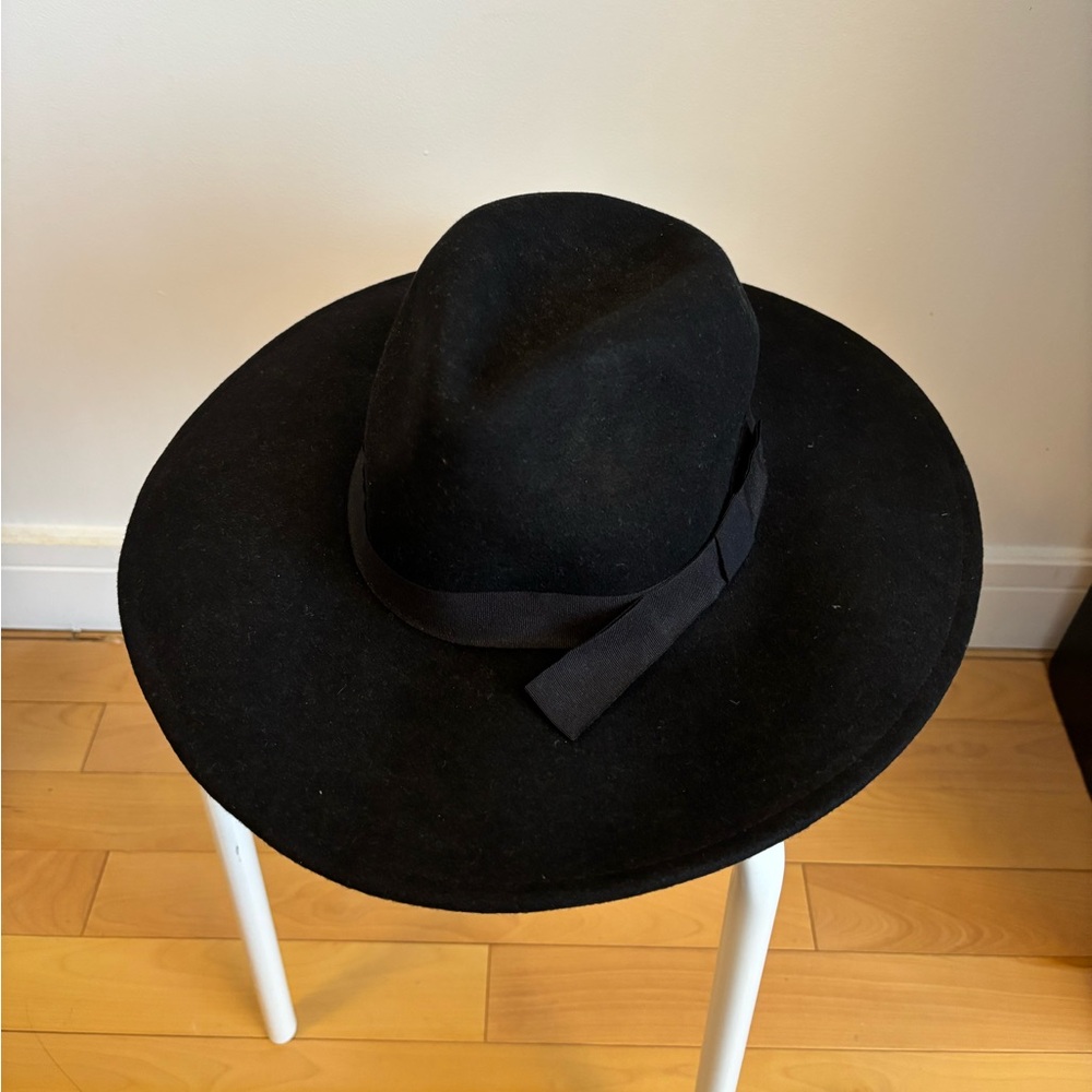 Wide Brim Black Felt Hat